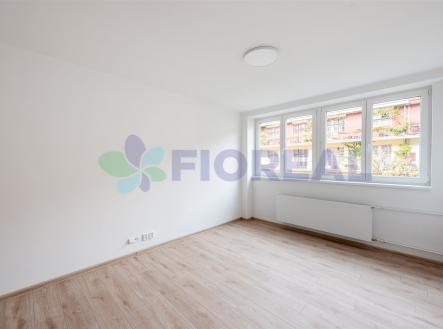 Pronájem bytu, 1+kk, 23 m²
