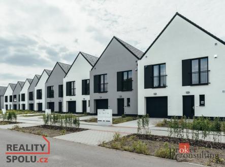 Resort za Hřištěm - řadové domy v Pečkách