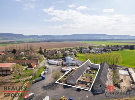 Prodej - komerční objekt, jiný, 3 524 m²