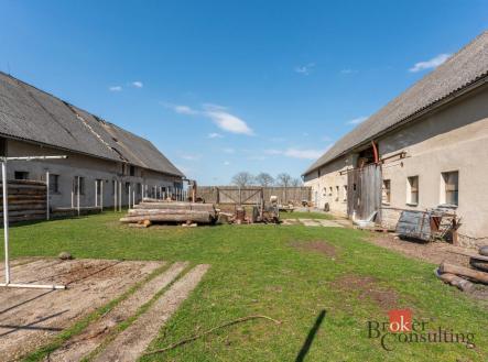 Prodej komerčního objektu, jiný, 1 850 m²