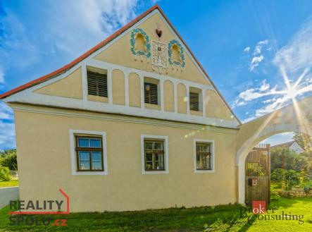 Prodej - dům/vila, 450 m²