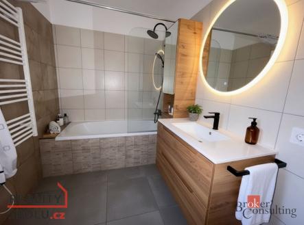 Pronájem bytu, 3+kk, 52 m²