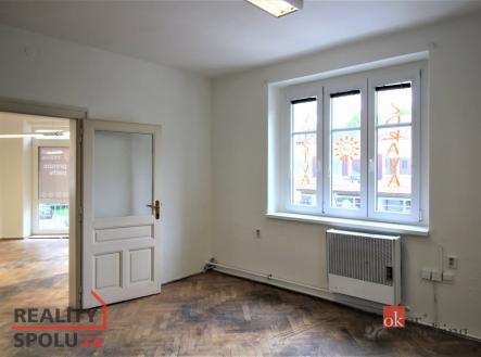 Pronájem - komerční objekt, administrativní budova, 70 m²