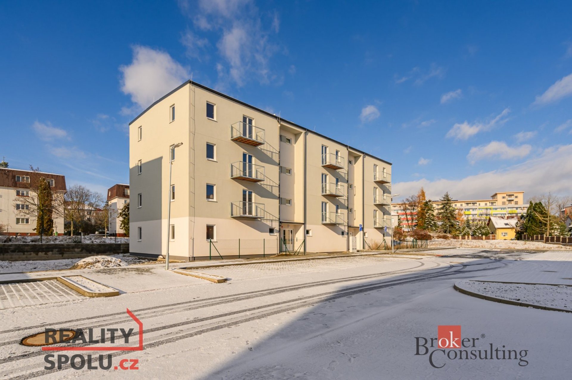 Pronájem, byty/2+kk, 37.8 m2, Prokopa Holého 2043, 27401 Slaný, Kladno [ID 55808]