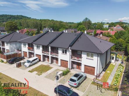 Prodej - dům/vila, 216 m²