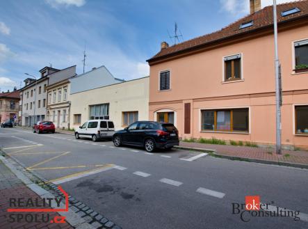 Prodej - komerční objekt, jiný, 400 m²