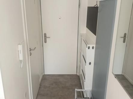 Pronájem bytu, 2+kk, 36 m²