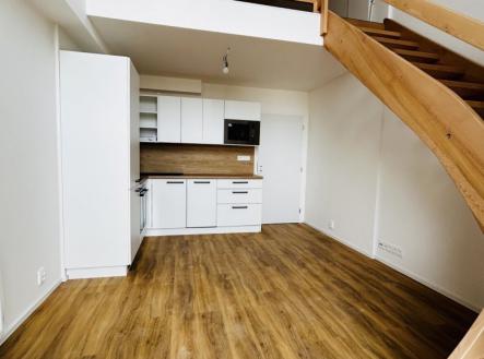 Pronájem bytu, 2+kk, 38,18 m²