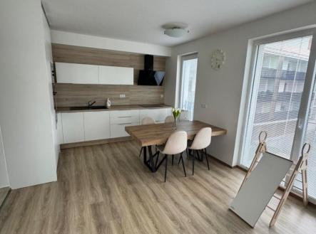 Pronájem bytu, 3+kk, 94,4 m²