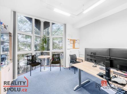 Prodej komerčního objektu, administrativní budova, 447 m²