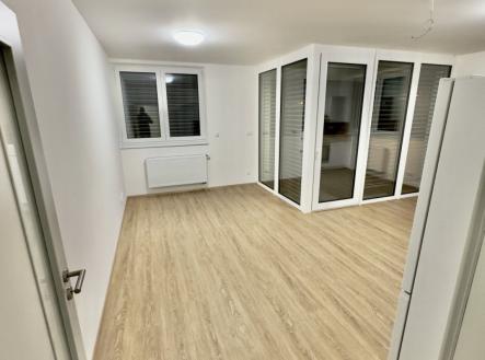 Pronájem - komerční objekt, jiný, 490 m²