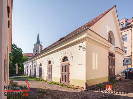 Prodej - komerční objekt, jiný, 250 m²