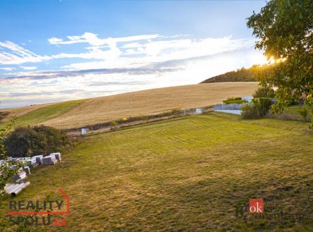 Prodej pozemku pro bydlení, 3 833 m²