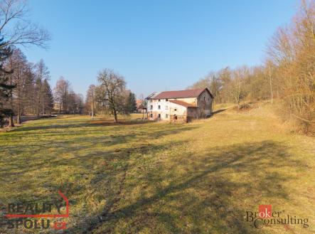 Prodej - komerční objekt, jiný, 300 m²
