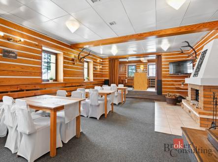 Prodej komerčního objektu, jiný, 498 m²