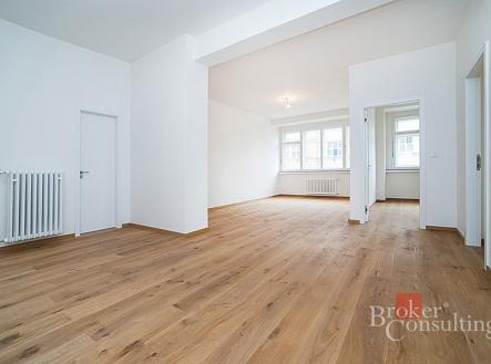 Pronájem - komerční objekt, administrativní budova, 118 m²