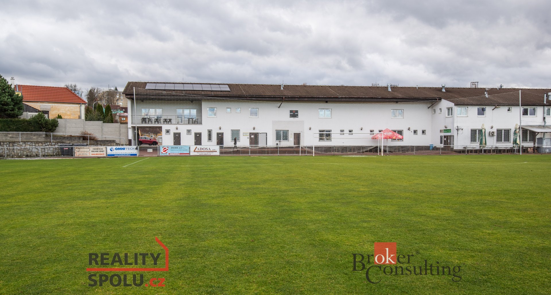 Unikátní příležitost - Fotbalový areál v Rosicích u Brna