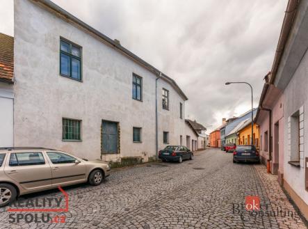 Prodej komerčního objektu, sklad, 700 m²