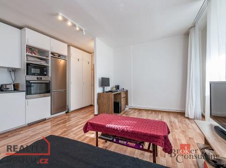 Pronájem bytu, 3+kk, 61 m²