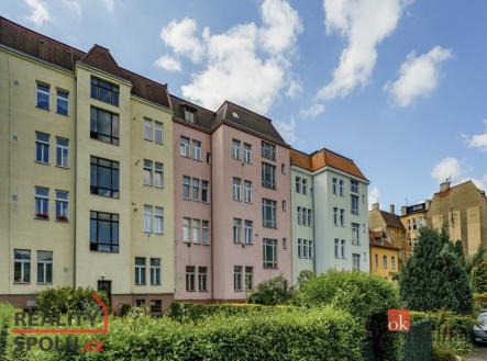 Prodej komerčního objektu, jiný, 1 000 m²