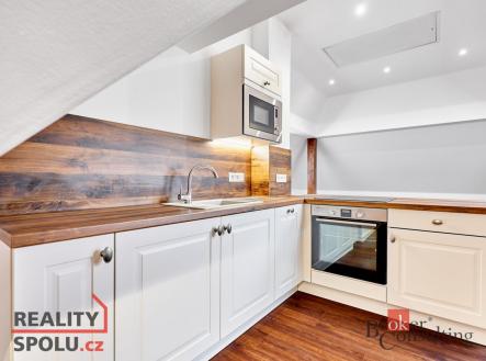 Pronájem bytu, 1+kk, 71 m²