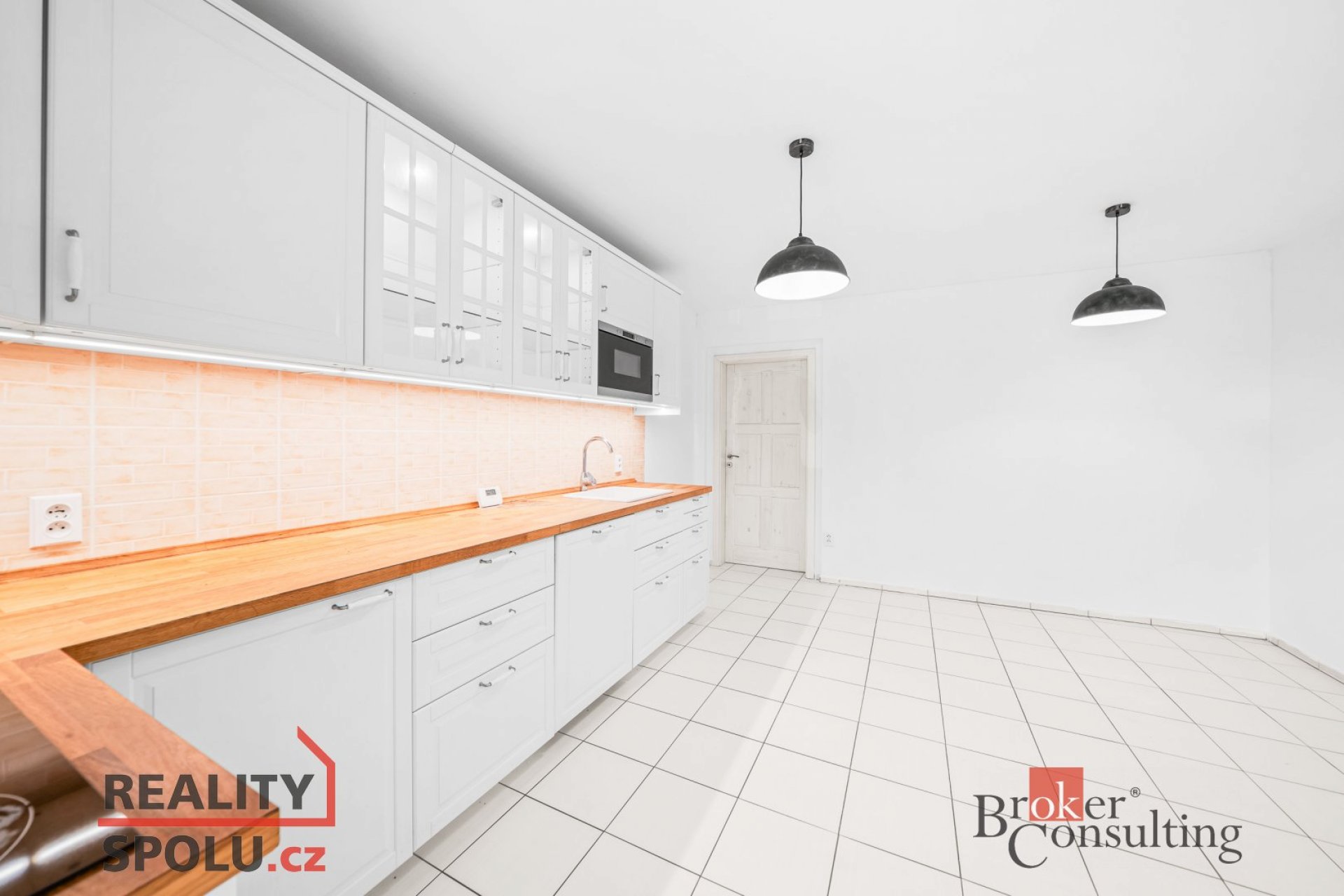 Prodej, domy/rodinný, 235 m2, 33701 Litohlavy, Rokycany [ID 72832]