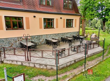 Prodej komerčního objektu, jiný, 800 m²