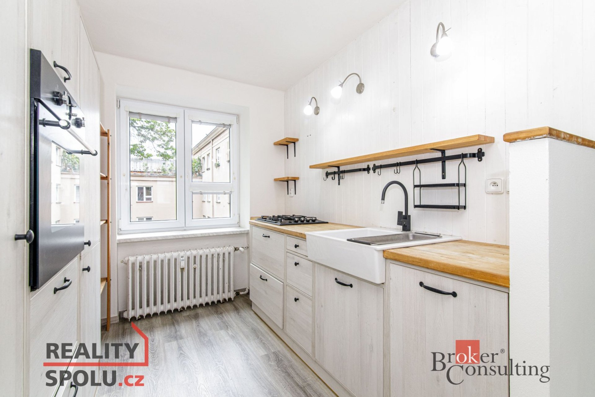 Převod dr.podílu  bytu 2+1, 3.np. na ul. Rodimcevova 17 v  Ostravě Zábřehu.