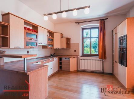 Prodej domu/vily, 1 170 m²