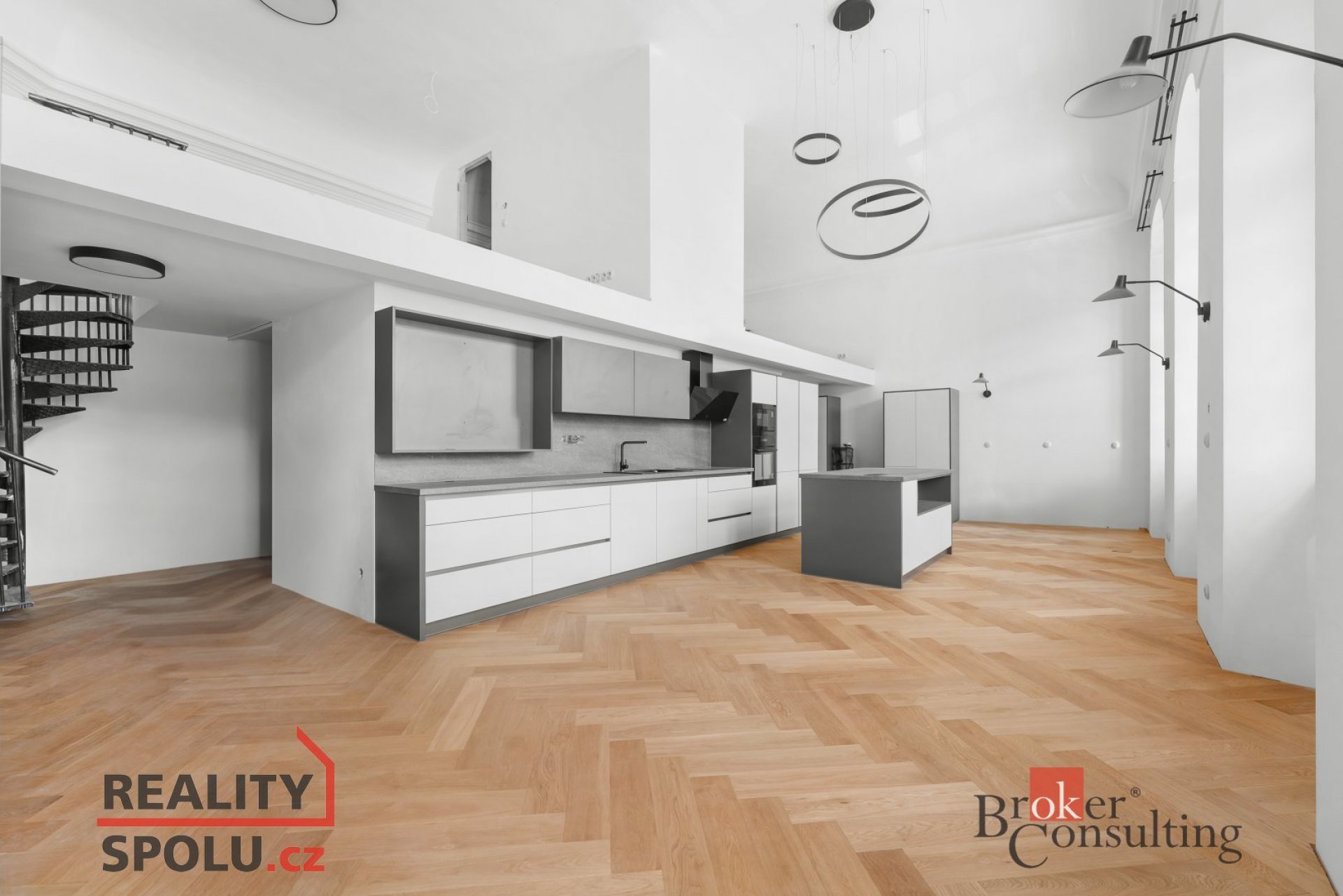 Nádherný loft s kuchyňskou linkou, 2 koupelnami a šatnou