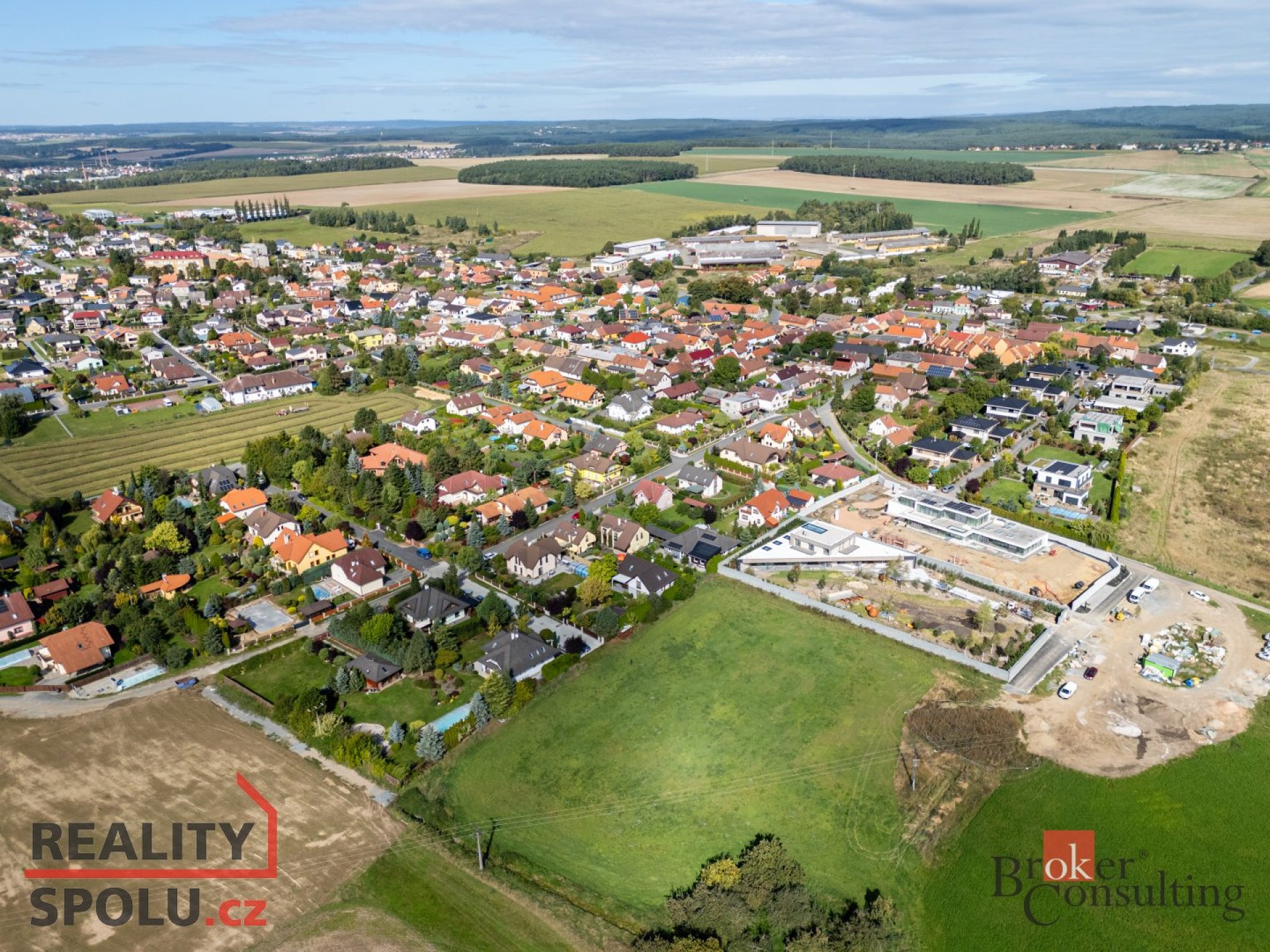 Hledáte klidné místo na výstavbu domu podle vašich představ v blízkosti Plzně?