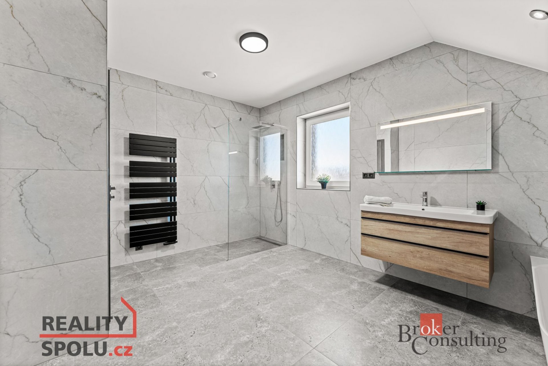 Moderní novostavba domu 5+kk, Poděbrady - Choťánky o celkové ploše 158m2 s garáží a pozemkem o výměř