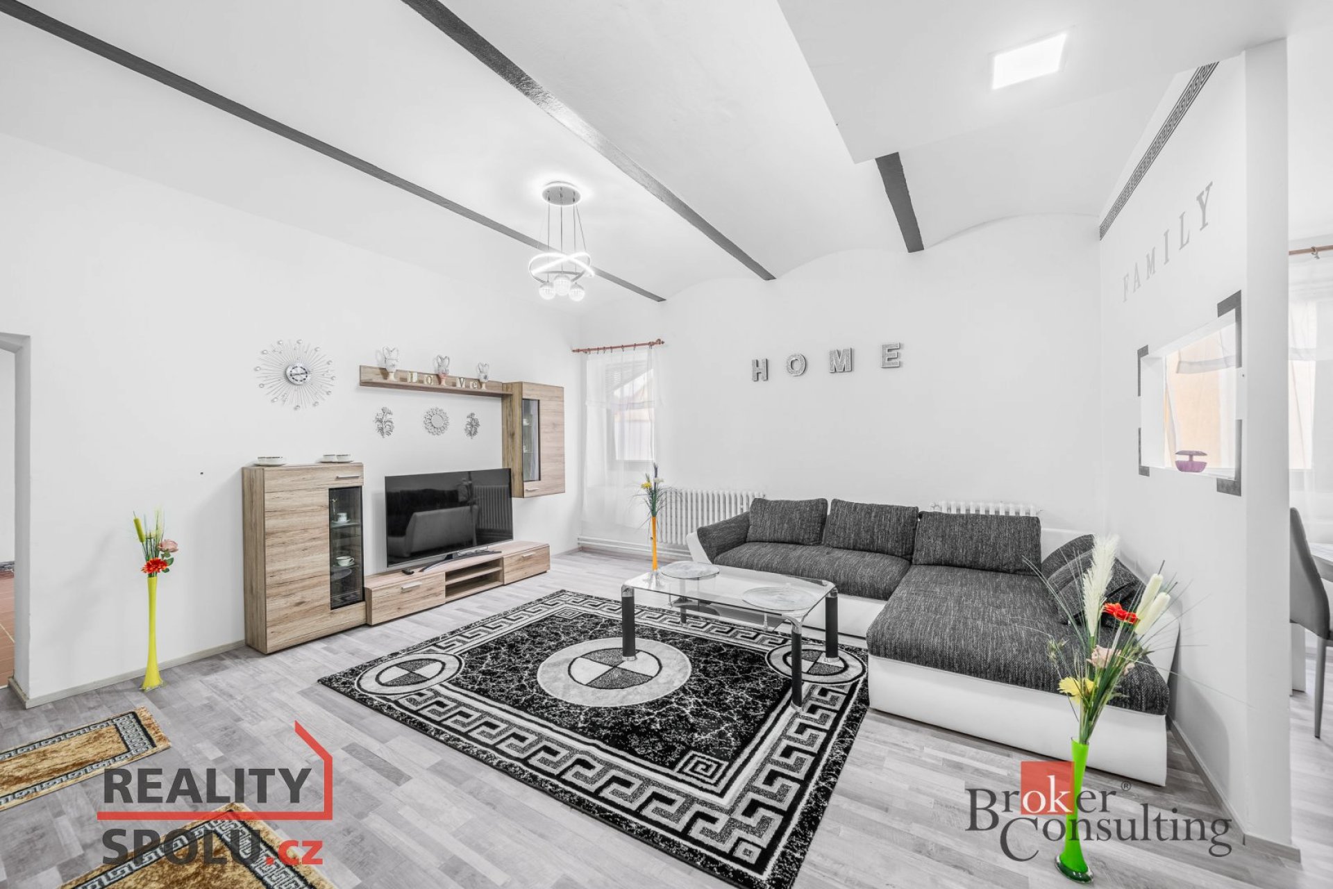 velký rodinný dům poblíž Holýšova