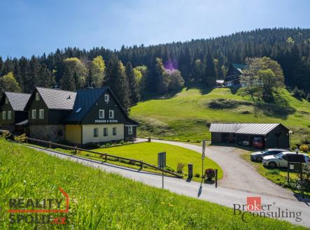 Prodej komerčního objektu, jiný, 528,64 m²