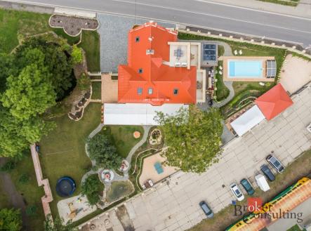 Prodej komerčního objektu, jiný, 786 m²