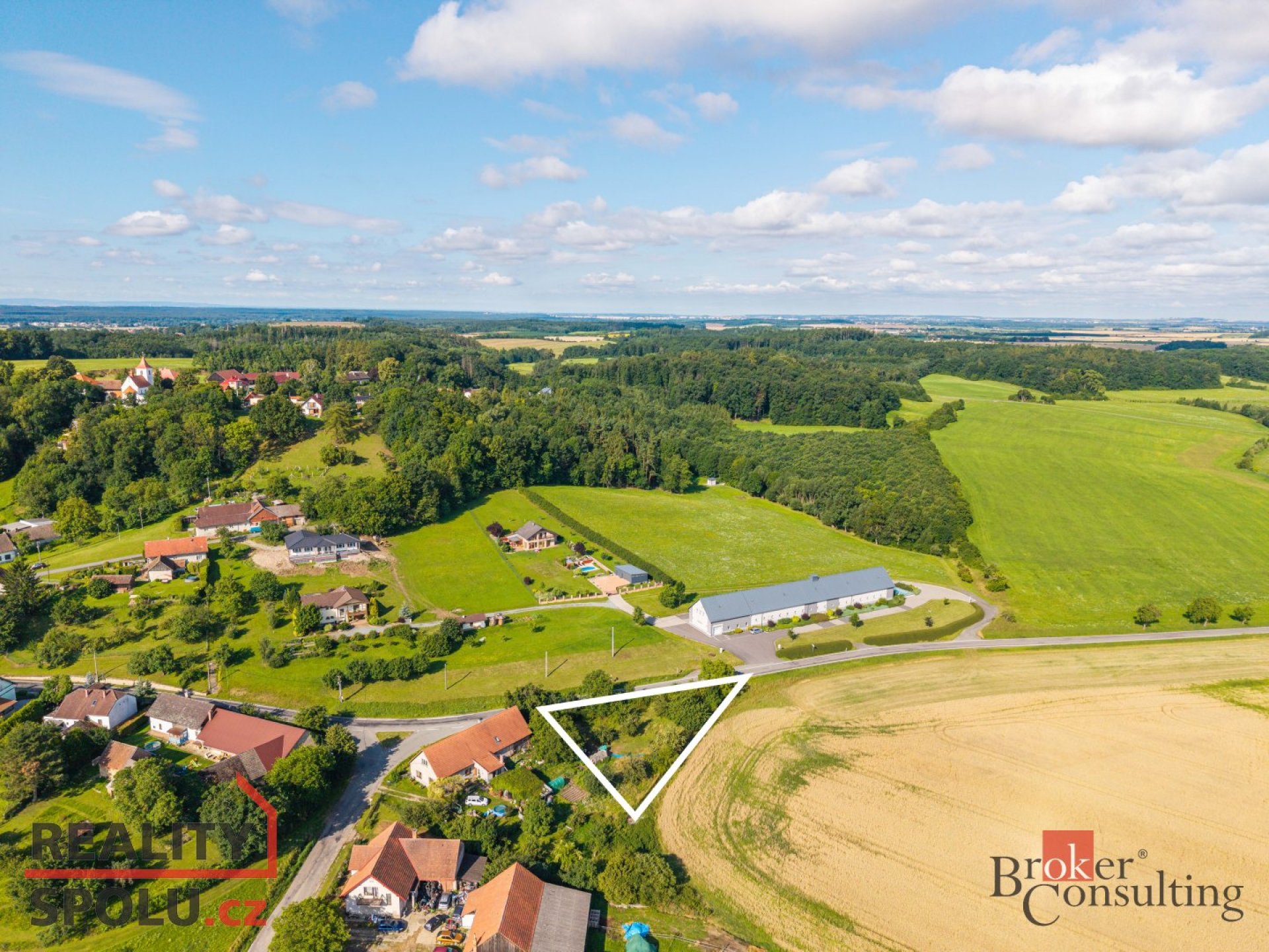 Prodej, pozemky/bydlení, 1048 m2, Vysoký Újezd , Hradec Králové [ID 74280]