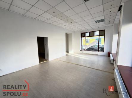 Pronájem komerčního objektu, jiný, 74 m²