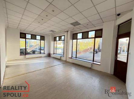 Pronájem komerčního objektu, jiný, 74 m²