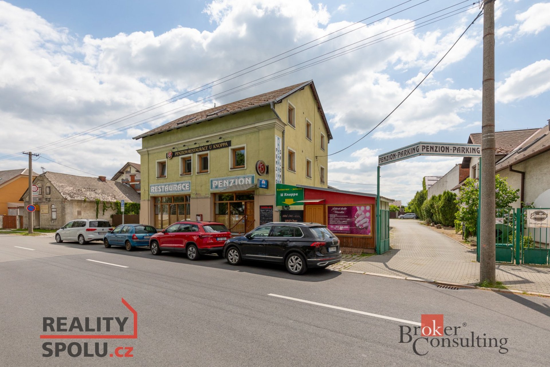 Prodej objektu s pozemkem – ideální pro přestavbu na bytový dům s možností rozšíření a nové výstavby