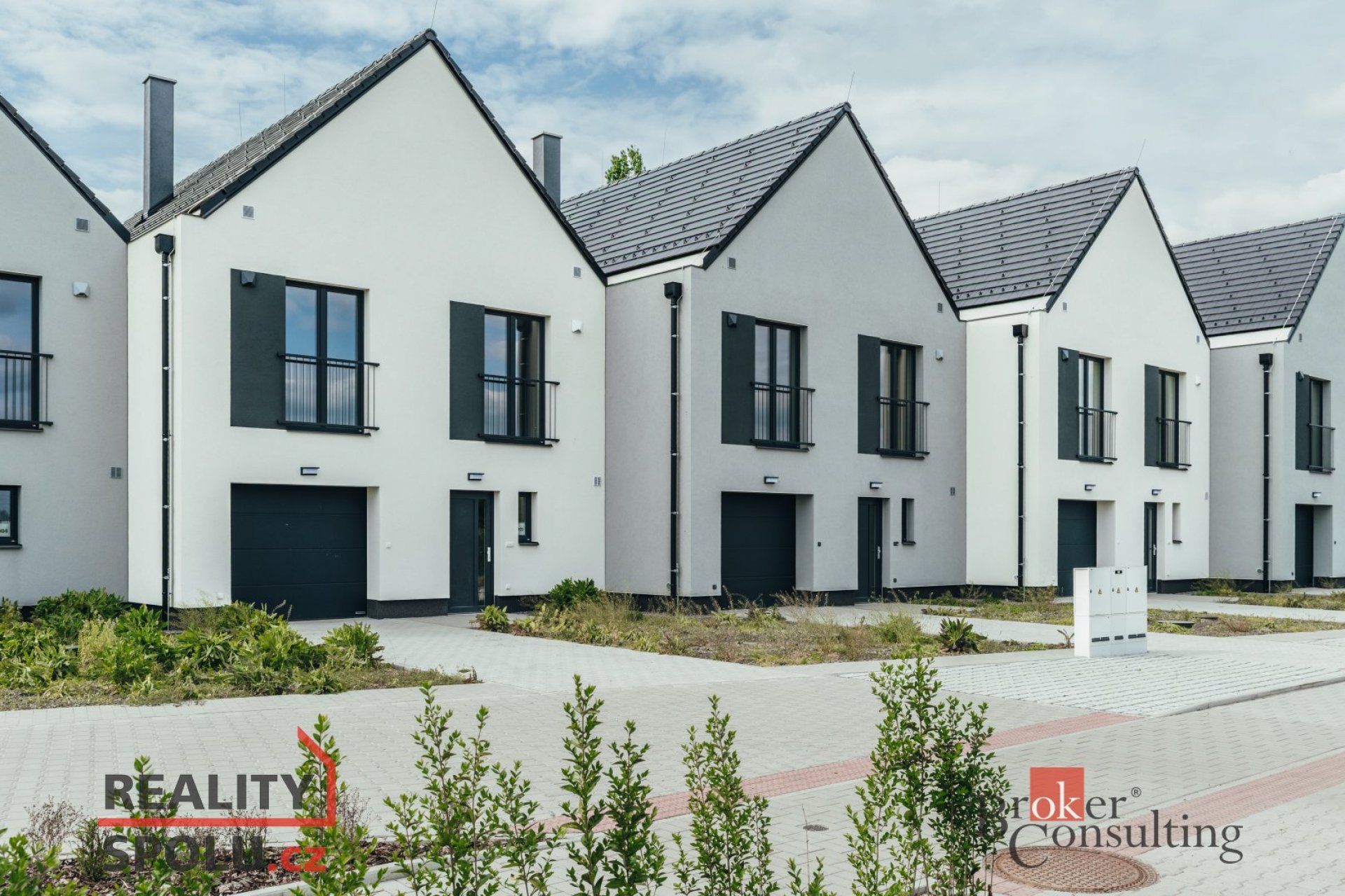 Krajní řadový dům 4+KK s garáží