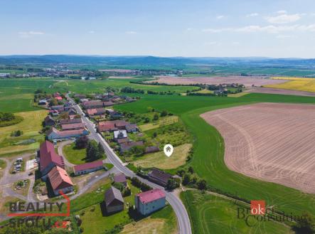 Prodej pozemku pro bydlení, 2 037 m²