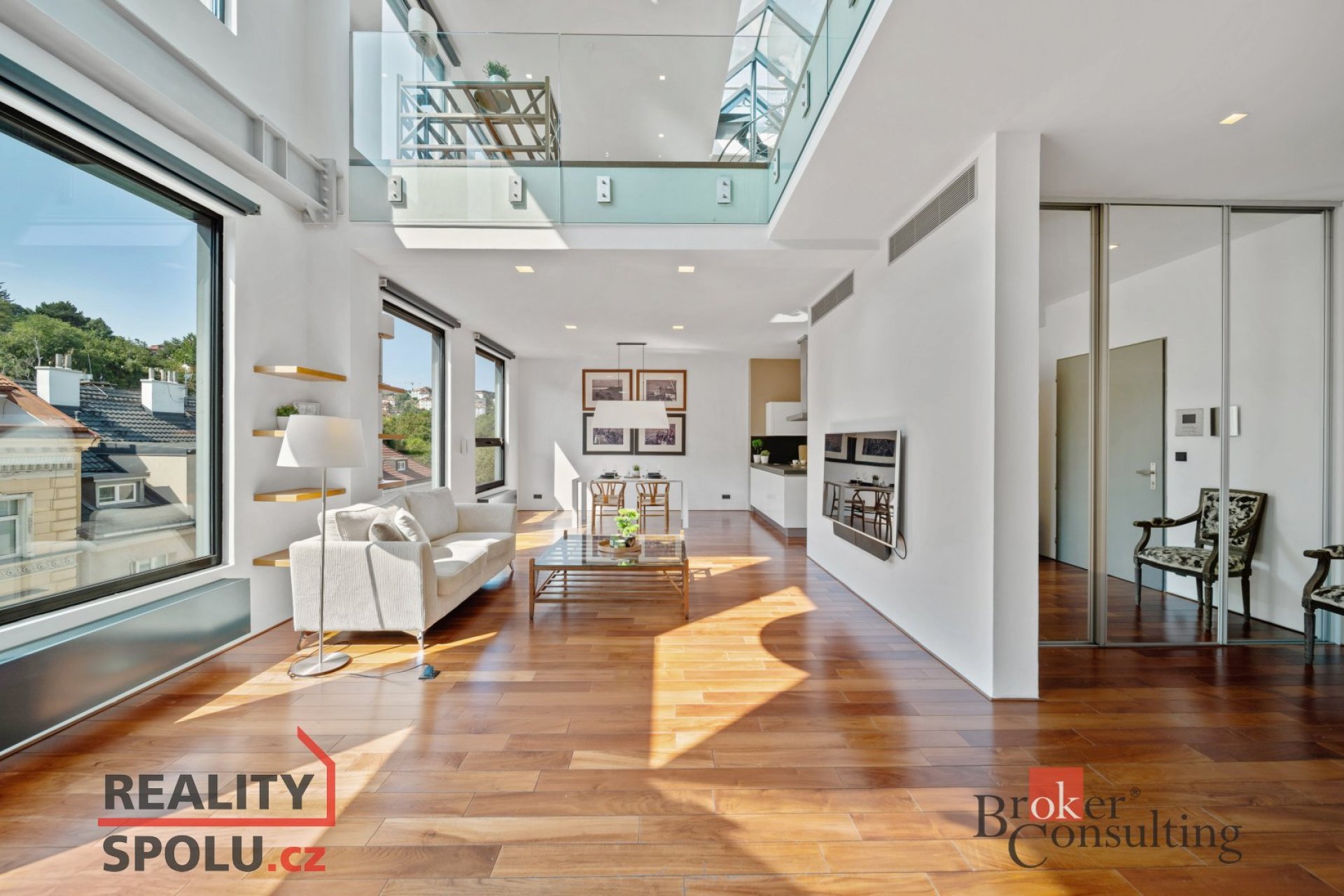 Prodej, byty/3+kk, 221.63 m2, Křížová 2598/4, Smíchov, 15000 Praha 5 [ID 75980]