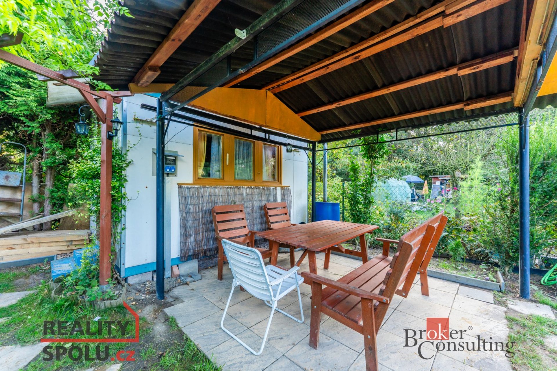 Prodej, pozemky/zahrada, 185 m2, Rybitví, Pardubice [ID 75855]