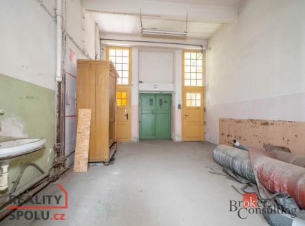 Prodej komerčního objektu, výroba, 2 696 m²