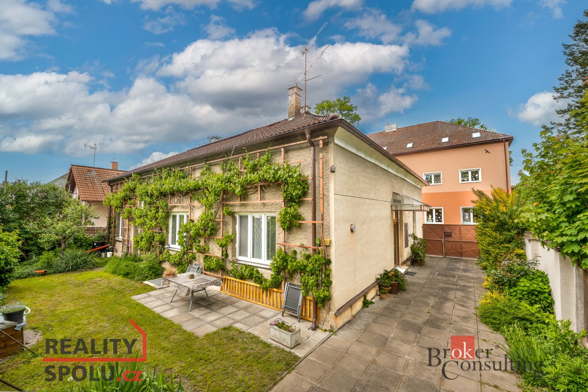 Prodej rodinného domu , zahrada, garáž, Nový Bydžov, okr. Hradec Králové