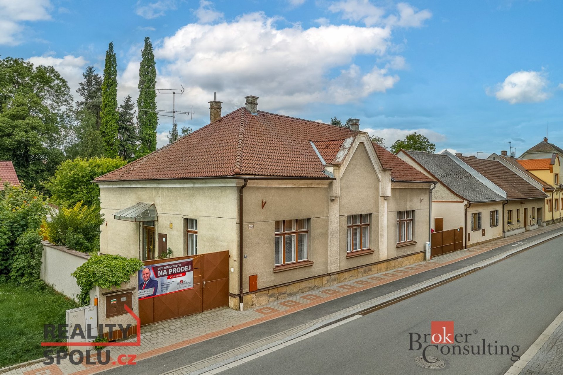 Prodej rodinného domu , zahrada, garáž, Nový Bydžov, okr. Hradec Králové