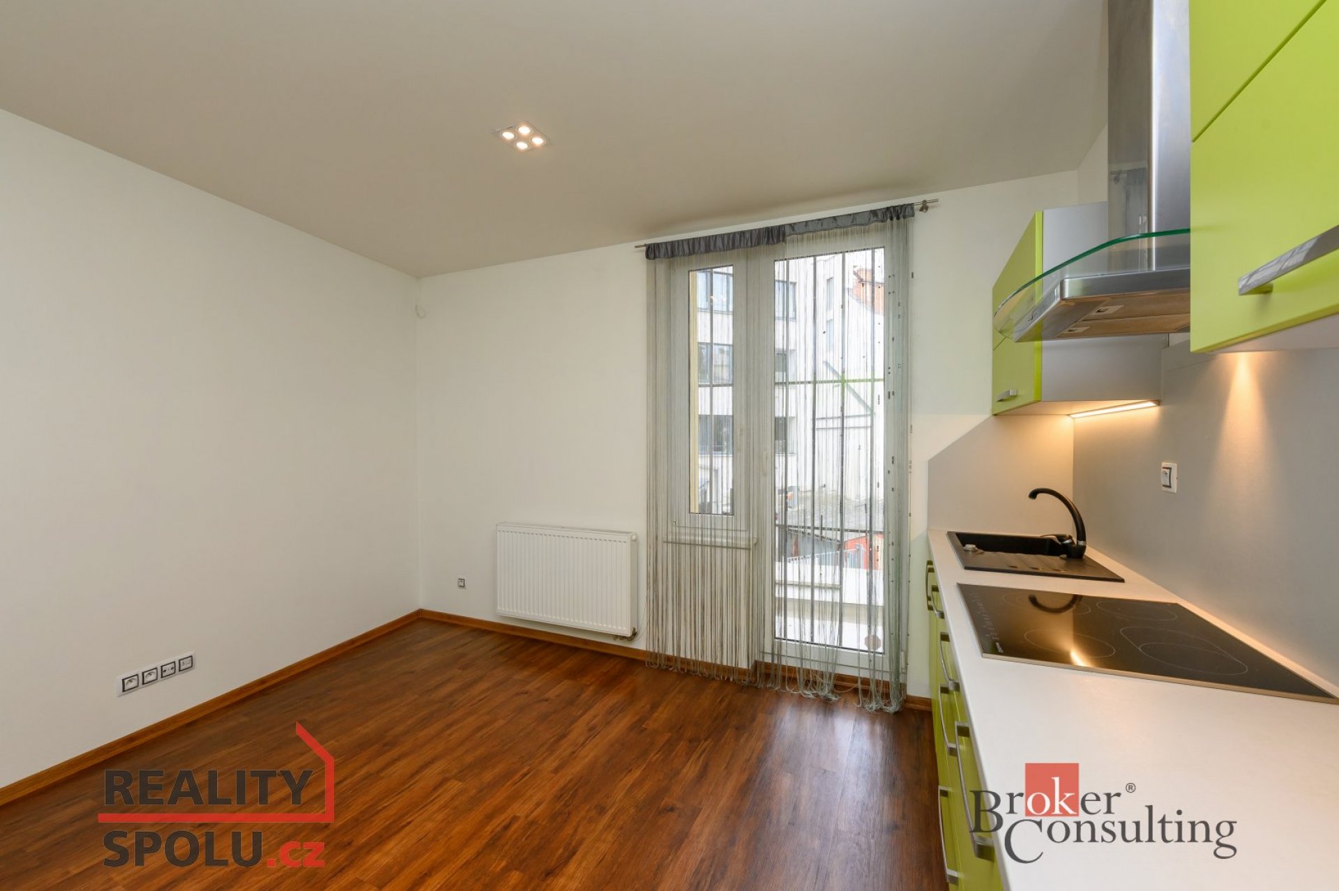 Pronájem novostavby bytu o dispozici 2+1 v Plzni, ul. Puškinova.