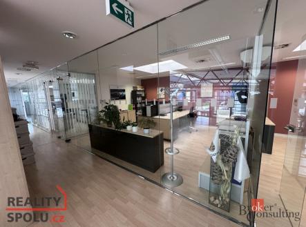 Pronájem komerčního objektu, administrativní budova, 22 m²