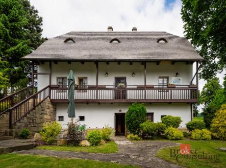 Prodej komerčního objektu, jiný, 275 m²