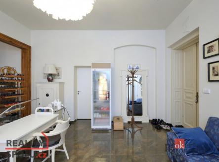 Prodej komerčního objektu, jiný, 122 m²